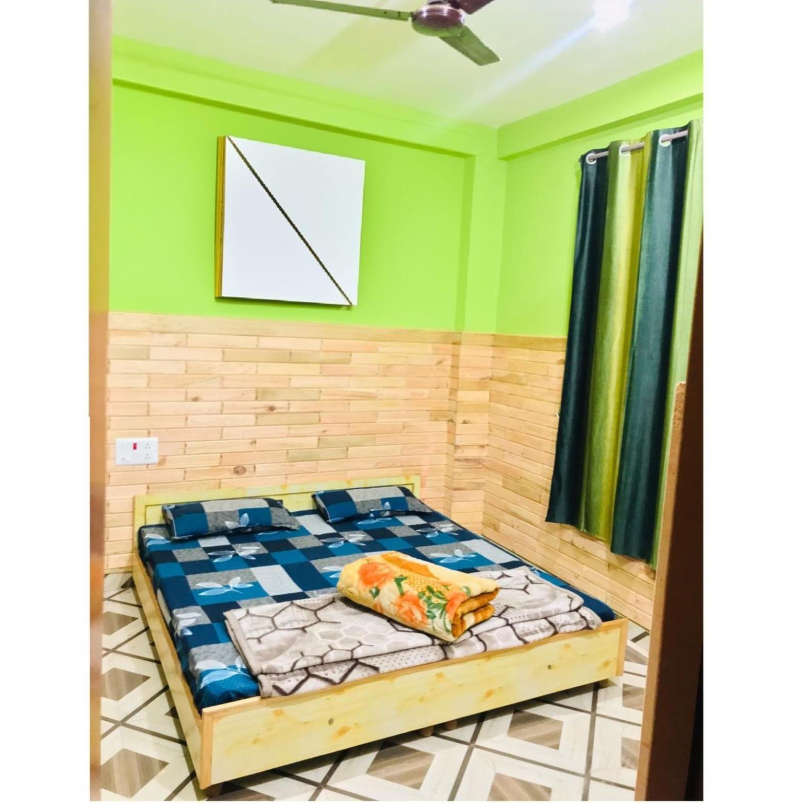 Nucleus Guest House Kasol Luaran gambar
